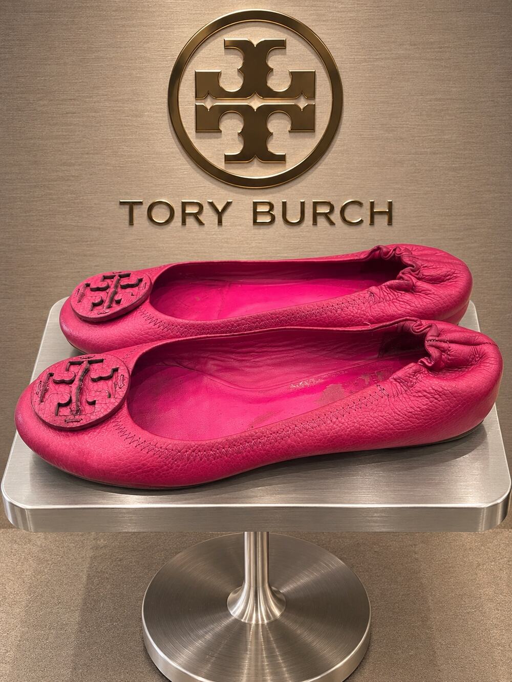 Tory Burch Reva Hot Pink Pebbled Leather Ballet Flats Women’s Size 9